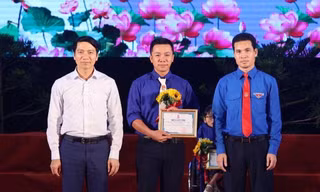 Nam Định tuyên dương 36 gương thanh niên và 15 công trình tiêu biểu