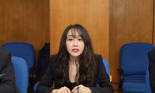 GS.TS Nguyễn Khánh Diệu Hồng