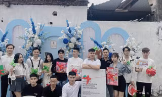 Sự thật tấm biển chuyển khoản 666 triệu đồng mừng cưới bạn thân ở Hà Nội