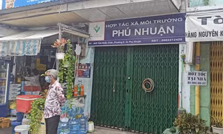 Văn phòng hợp tác xã môi trường Phú Nhuận đóng kín cửa những ngày qua.