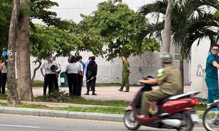 Bản tin 8H: Người đàn ông rơi từ tầng 20 xuống đất tử vong