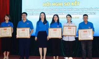 Nhiều tập thể, cá nhân được tôn vinh, khen thưởng.