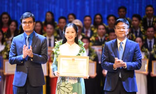 Nhà giáo trẻ là ‘hạt nhân’ tiên phong, truyền cảm hứng và động lực cho học sinh, sinh viên