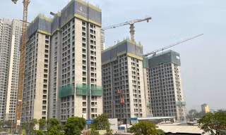 Giá chung cư mới mở bán ở Hà Nội, TPHCM cao chót vót