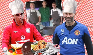 Neville cùng Giggs mở quán cafe bóng đá