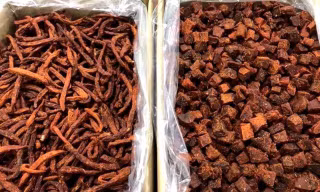 Thịt bò khô 100 ngàn đồng/kg, rùng mình câu trả lời của người bán