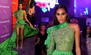 ‘Thiên thần nội y’ Cindy Bruna mặc váy xuyên thấu lộ ngực trần đi sự kiện