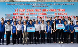 Đội ngũ báo chí TPHCM xuất quân hỗ trợ miền Bắc khắc phục hậu quả do bão