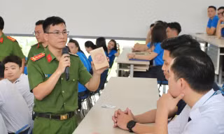Gương mặt trẻ Việt Nam tiêu biểu 2024 - Đại úy Trần Vĩnh Chiến tuyên truyền phòng chống tội phạm ma túy 