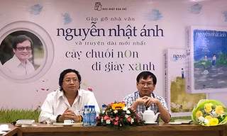Nhà văn Nguyễn Nhật Ánh nhận 10 giải thưởng Best seller 