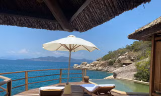 Khách sạn 6 sao tại Nha Trang kín phòng khi giảm giá 70% kích cầu du lịch.