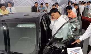 Mua nhà, đất, ôtô: Trả tiền mặt không được sang tên