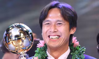 Minh Phương giành Quả bóng vàng 2010