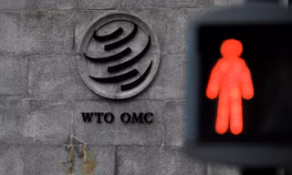 Trước trụ sở WTO tại Thụy Sĩ. (Ảnh: Reuters)