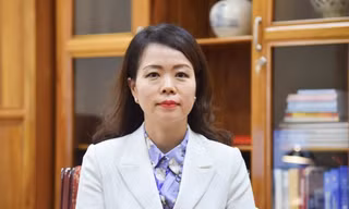 Thứ trưởng Ngoại giao Nguyễn Minh Hằng