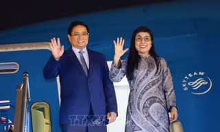Thủ tướng Phạm Minh Chính và Phu nhân lên đường thực hiện chuyến công tác 3 nước Châu Âu. Ảnh: TTXVN