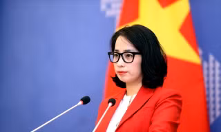 Người phát ngôn Bộ Ngoại giao Phạm Thu Hằng