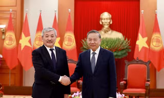 Việt Nam - Kyrgyzstan ra Tuyên bố chung, hướng tới nâng cấp quan hệ