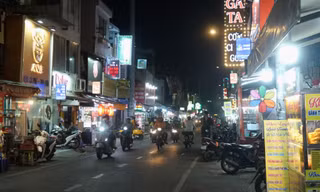 Phố ẩm thực Nguyễn Thượng Hiền nhộn nhịp trước ngày khai trương