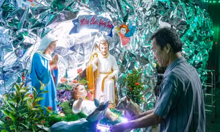 Xóm đạo lớn nhất TPHCM ngập sắc màu Giáng sinh