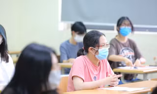 Đại học Luật Hà Nội công bố điểm chuẩn học bạ chạm 30
