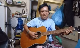 Mắc bạo bệnh lâu ngày khiến sức khỏe Vinh Sử xuống dốc. Ông bị thêm chứng động kinh, chân tay run rẩy và từng té nhiều lần khi di chuyển. 