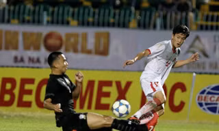 U21 Việt Nam thua đau Thái Lan ở trận ra quân 