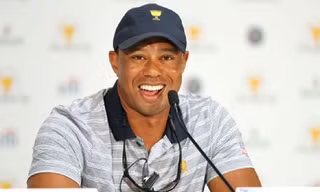 Tiger Woods sẽ trở lại thi đấu tại Hero World Challenge 