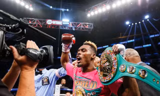 Knock-out đối thủ sau 3 phút, Jermell bảo vệ thành công đai WBC