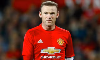 Bê bối với “gái lạ”, Rooney đối diện mức phạt nặng từ Everton 