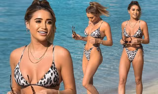 Sao truyền hình 9x đẹp như mộng ở biển với bikini nhỏ xíu