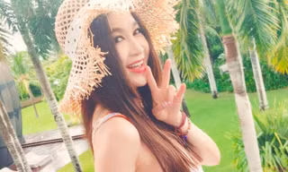 Ôn Bích Hà bao nhân viên đi nghỉ Tết Trung thu, sắc vóc tuổi 55 lại gây ‘bão’