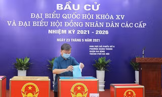Bộ trưởng Tô Lâm tiến hành bỏ phiếu bầu cử
