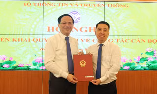 Bộ TT&TT biệt phái cán bộ về Hậu Giang làm Giám đốc Sở