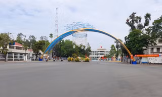 Tây Đô thưa vắng ngày đầu năm
