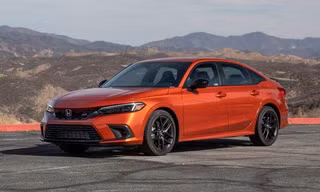 Top 10 sedan đáng chú ý cho năm 2022