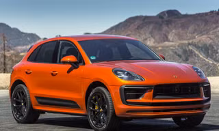 Porsche giao xe chưa hoàn thiện đến tay khách hàng