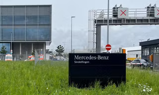 Hai công nhân thiệt mạng trong vụ xả súng tại nhà máy xe điện Mercedes-Benz