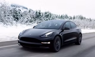 Công nghệ pin mới của Tesla chạy được gần 700 km cho một lần sạc