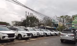 Dịch vụ thuê xe có lái giữ giá dịp Tết dương lịch