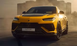 Lamborghini bán hết toàn bộ xe xăng