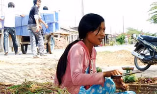 Nhiều người trồng hành tím bị mù mắt