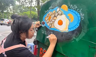 Biển vẽ tay độc đáo của cặp đôi trẻ dành tặng những gánh hàng rong