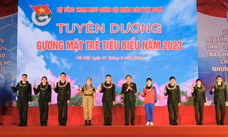 Tuyên dương Gương mặt trẻ tiêu biểu Bộ Tổng tham mưu