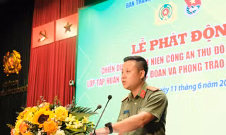  Tuổi trẻ Công an Hà Nội ra mắt 8 đội hình thanh niên tình nguyện