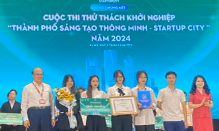 Sinh viên Bách khoa dùng vỏ chuối chế tạo Pin Lithium về nhất thi khởi nghiệp