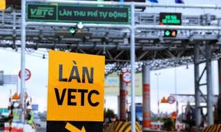 Hàng loạt tài khoản thẻ thu phí không dừng bị kích hoạt ảo, Tổng Cục đường bộ yêu cầu chấn chỉnh