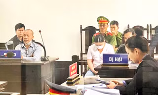 Tòa yêu cầu điều tra bổ sung vụ ‘đưa con đi chữa bệnh, nhận lại hũ tro cốt’