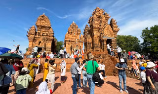 Hàng vạn người tham gia lễ hội Katê 2023 ở Ninh Thuận 