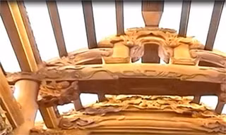 Đại gia tranh mua nhà gỗ 'kẻ truyền' hiếm có